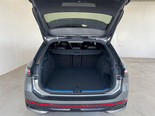 Used Volkswagen Passat 2025 for sale - 75514712: Photo 17