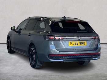Used Volkswagen Passat 2025 for sale - 75514712: Photo