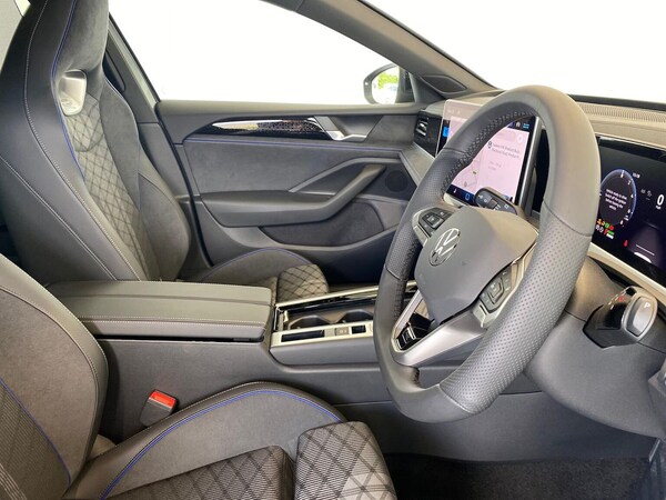 Used Volkswagen Passat 2025 for sale - 75514712: Photo 32