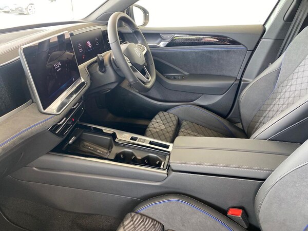 Used Volkswagen Passat 2025 for sale - 75514712: Photo 39