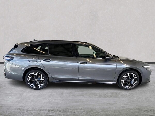 Used Volkswagen Passat 2025 for sale - 75514712: Photo 3