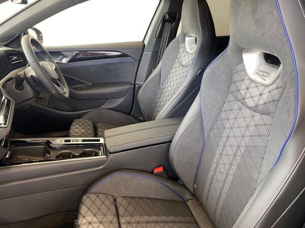 Used Volkswagen Passat 2025 for sale - 75514712: Photo 40
