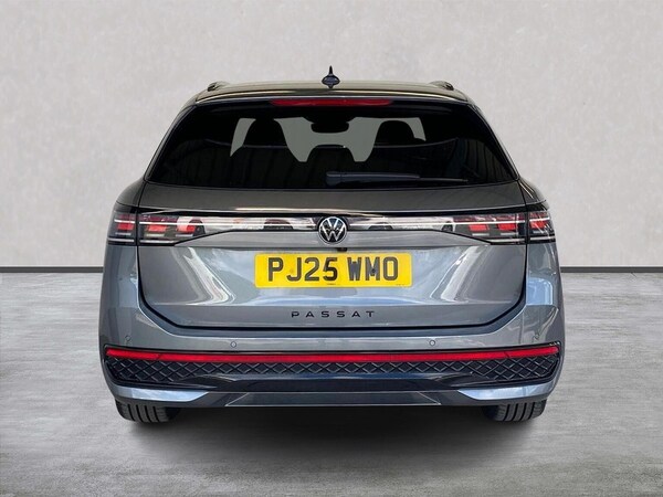 Used Volkswagen Passat 2025 for sale - 75514712: Photo 4