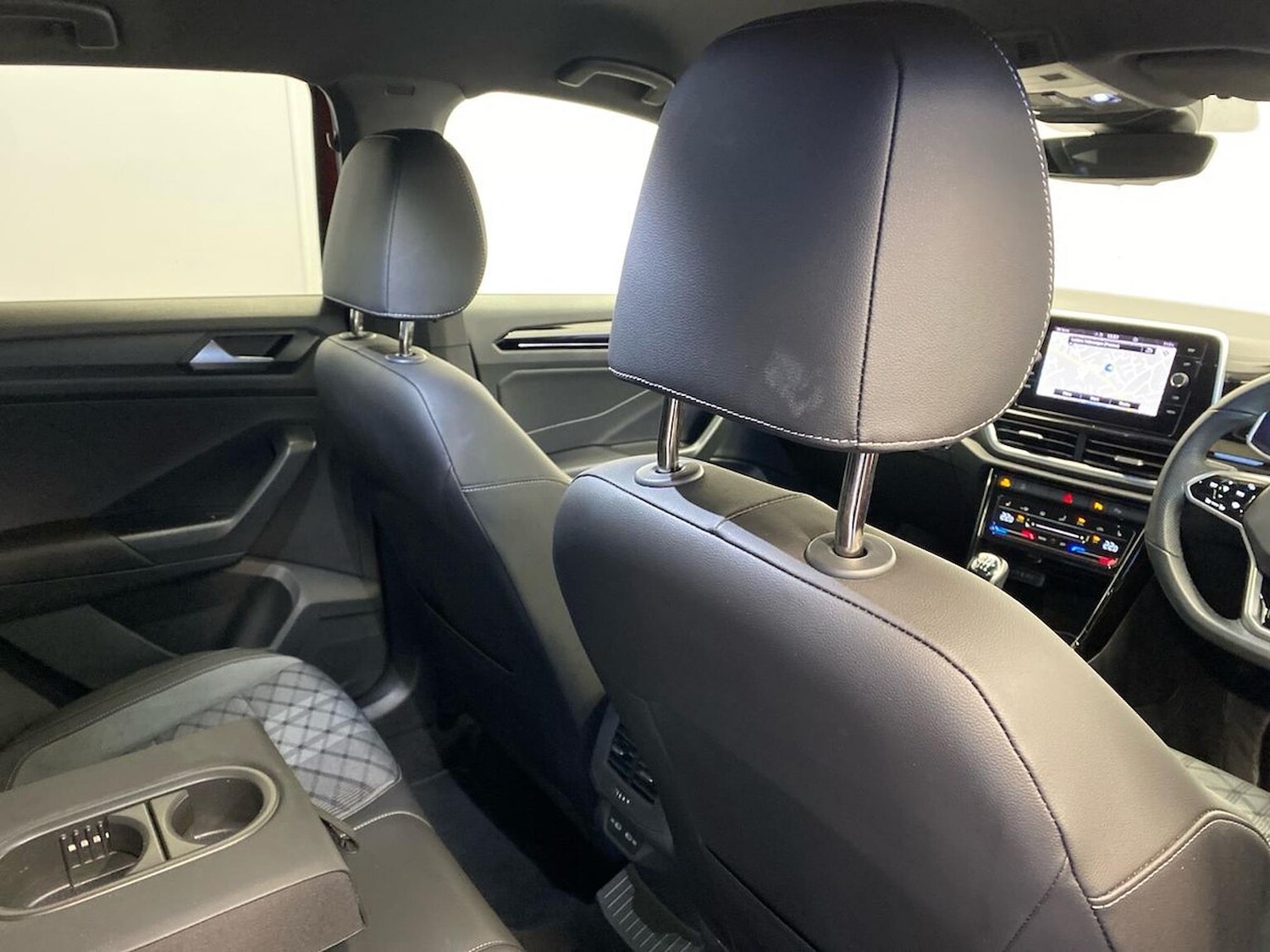 Used Volkswagen T-Roc 2022 for sale - 76906303: Photo 22