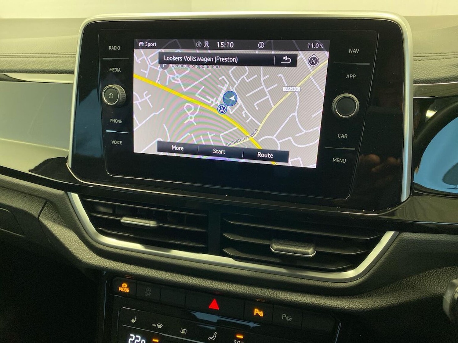 Used Volkswagen T-Roc 2022 for sale - 76906303: Photo 24