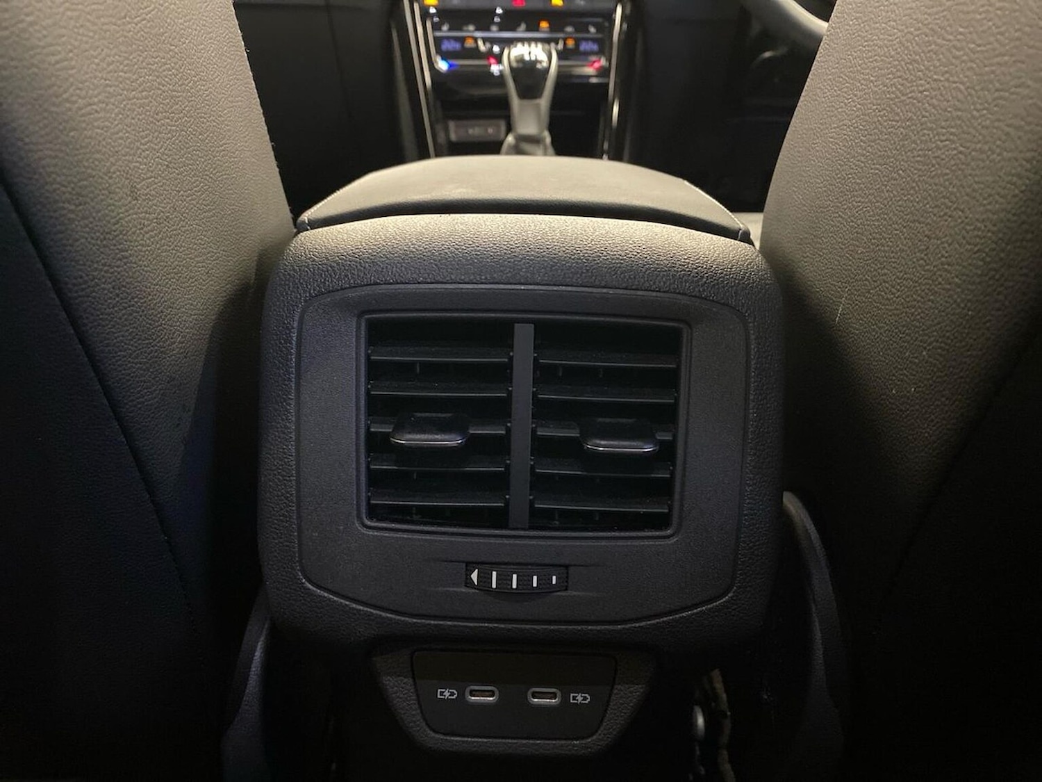 Used Volkswagen T-Roc 2022 for sale - 76906303: Photo 26