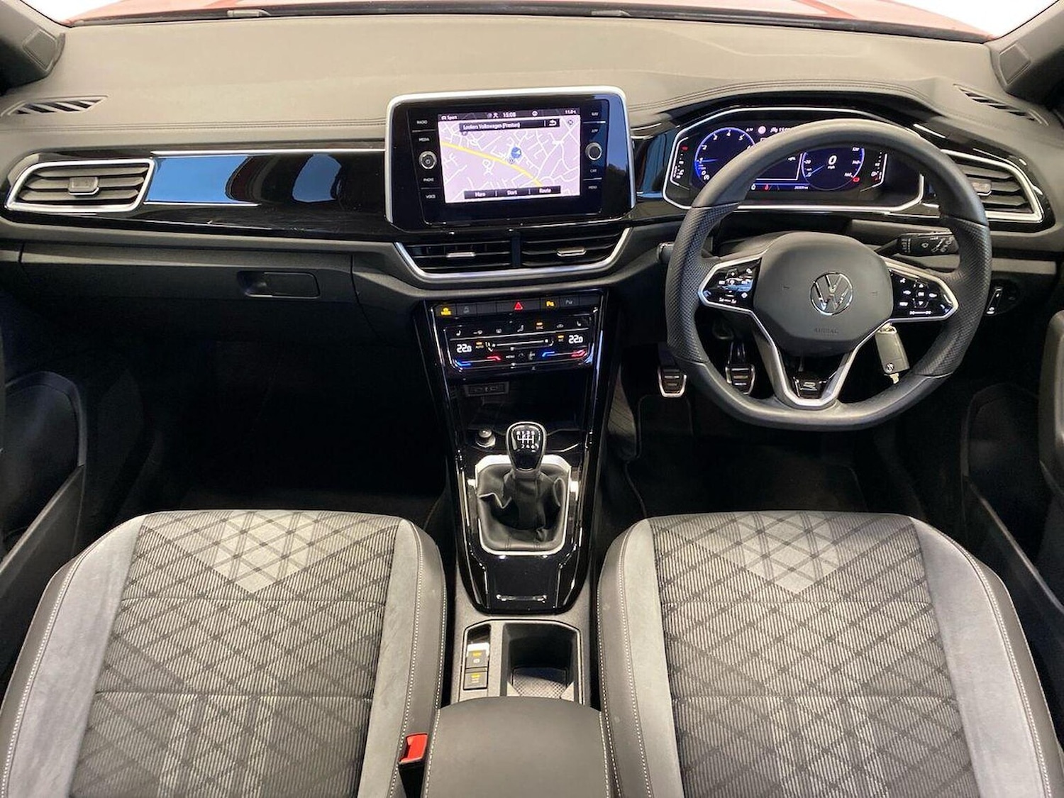 Used Volkswagen T-Roc 2022 for sale - 76906303: Photo 8