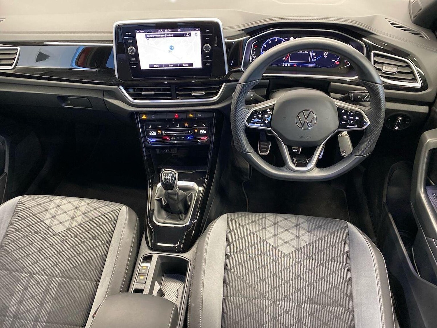 Used Volkswagen T-Roc 2022 for sale - 76906303: Photo 9