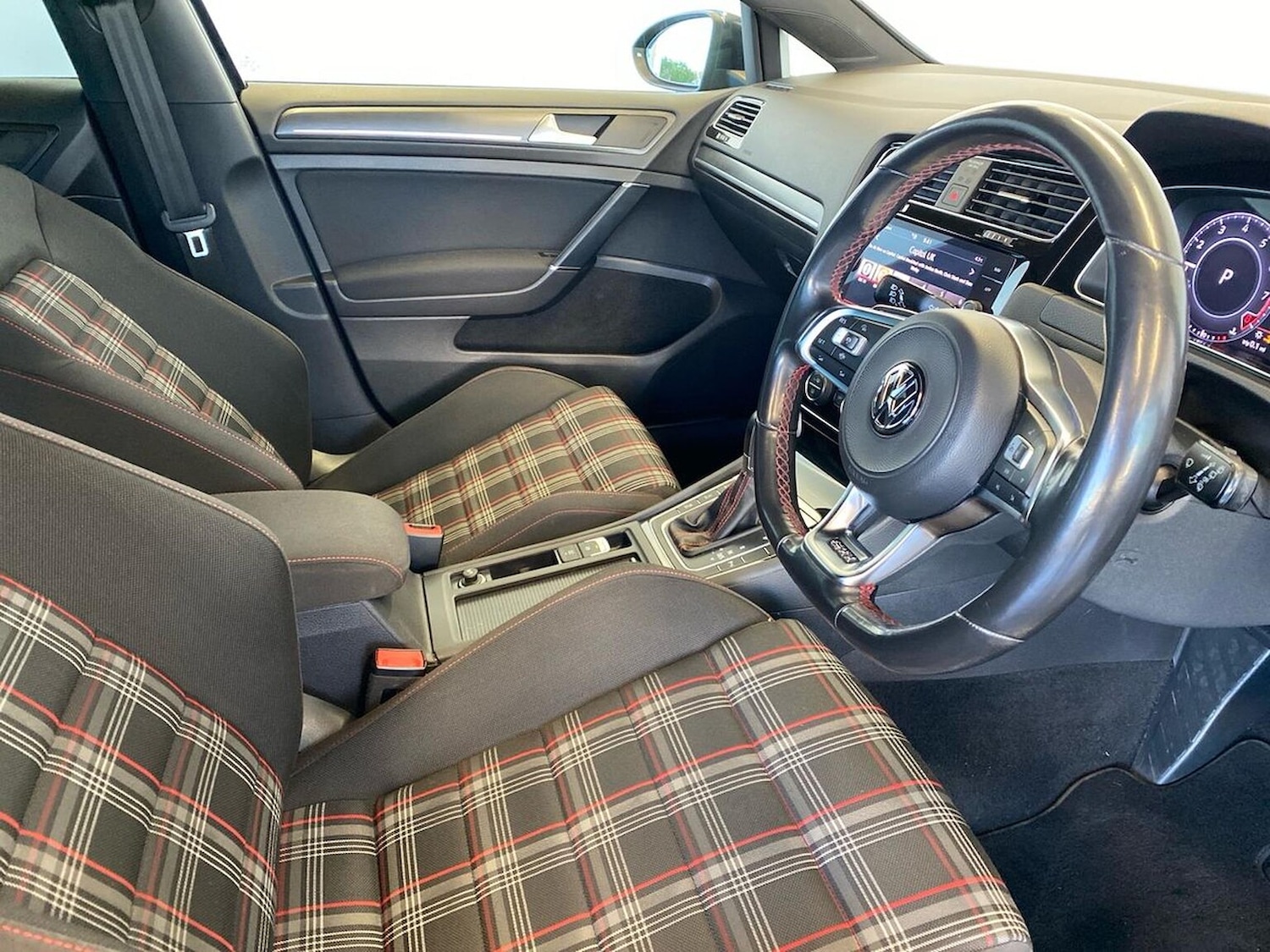 Used Volkswagen Golf 2019 for sale - 78064490: Photo 15