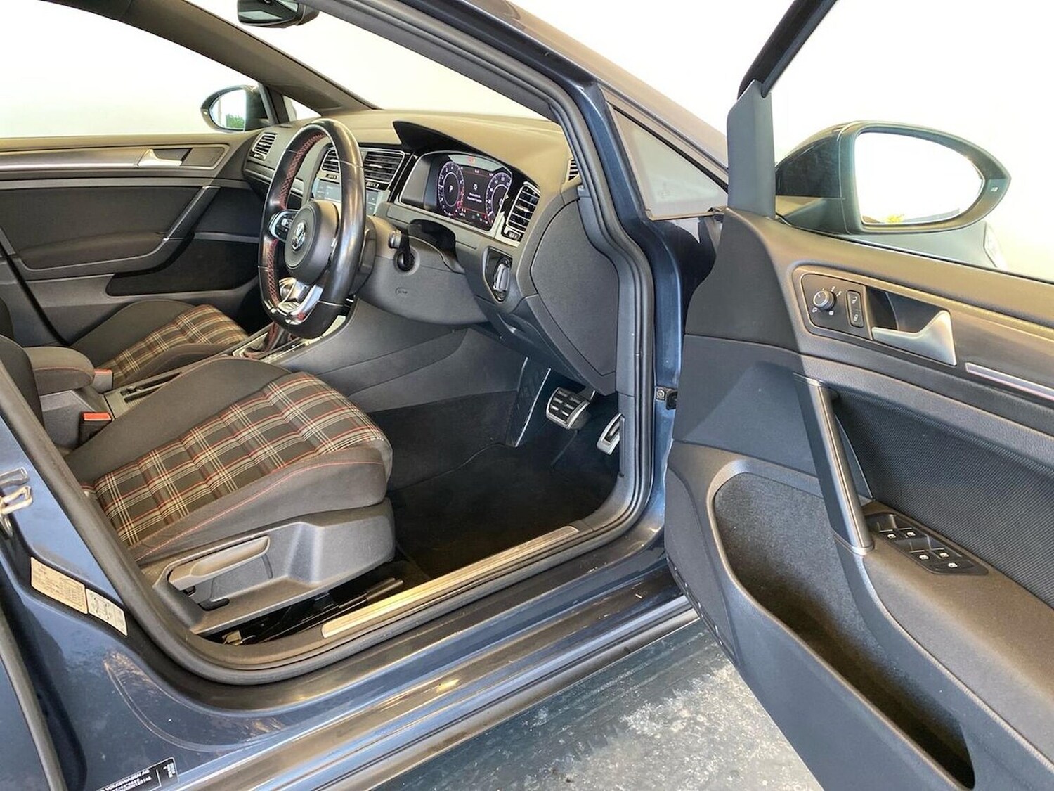 Used Volkswagen Golf 2019 for sale - 78064490: Photo 21