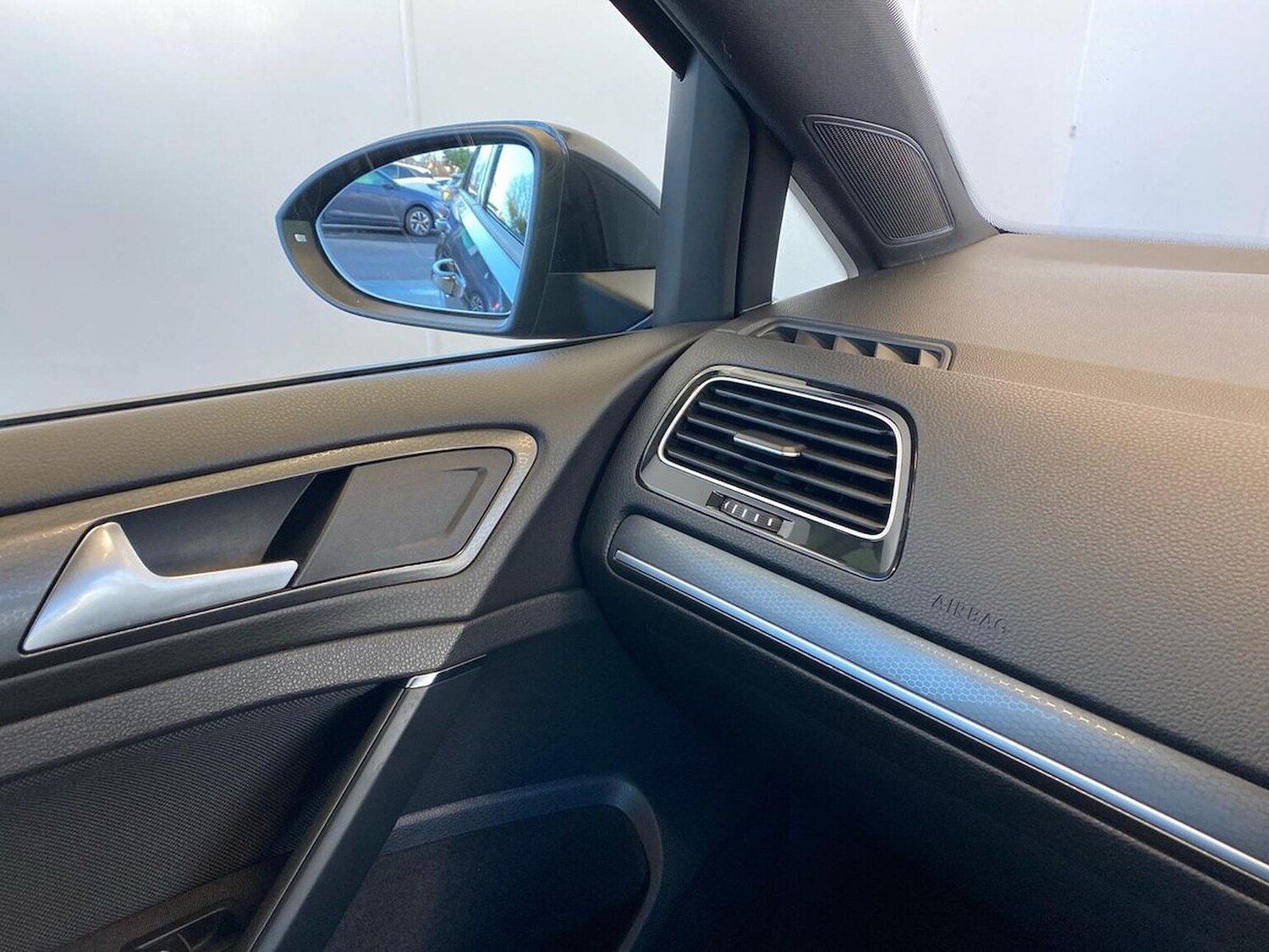 Used Volkswagen Golf 2019 for sale - 78064490: Photo 31