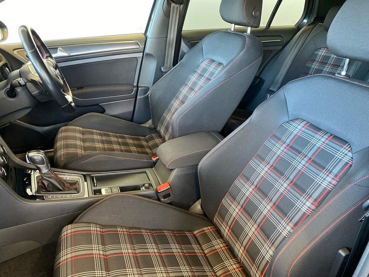 Used Volkswagen Golf 2019 for sale - 78064490: Photo 38