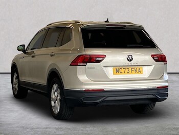Used Volkswagen Tiguan Allspace 2023 for sale - 75983960: Photo