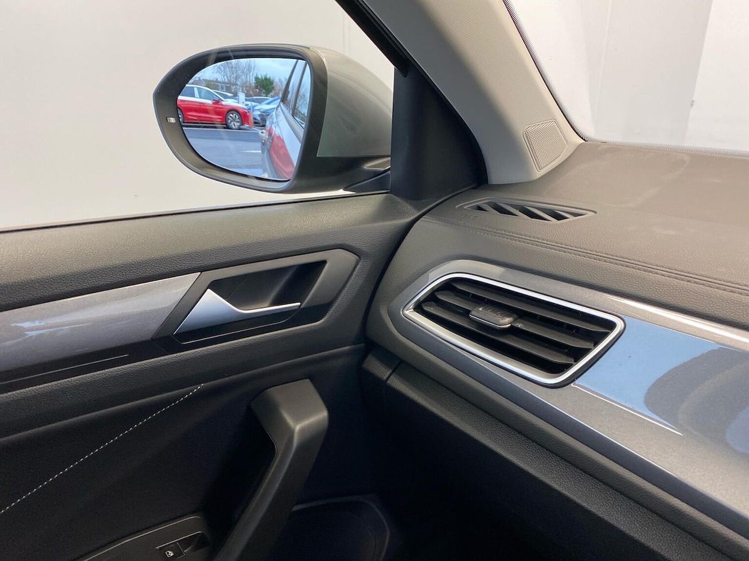 Used Volkswagen T-Roc 2022 for sale - 77721407: Photo 31