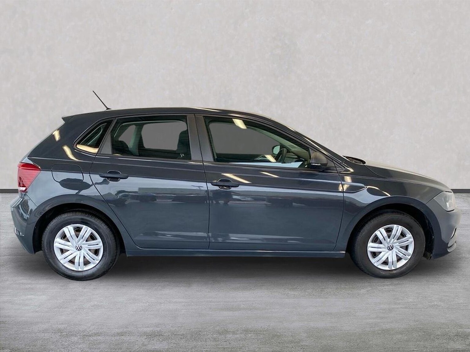 Used Volkswagen Polo 2019 for sale - 76275116: Photo 3