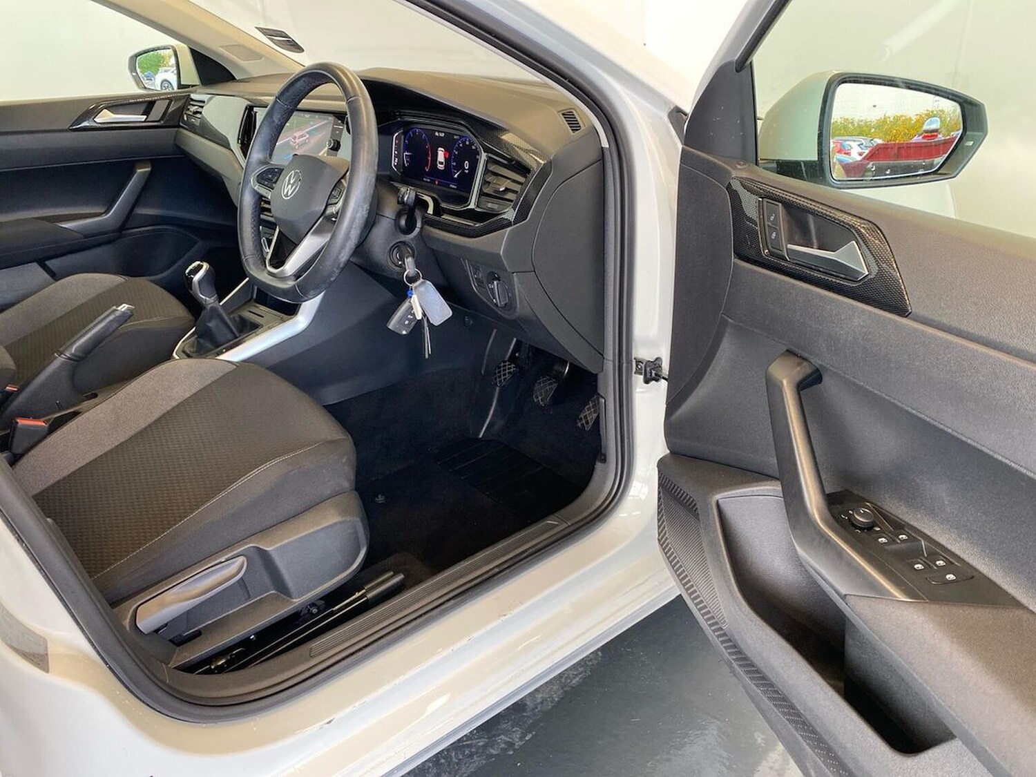 Used Volkswagen Polo 2022 for sale - 76387253: Photo 21