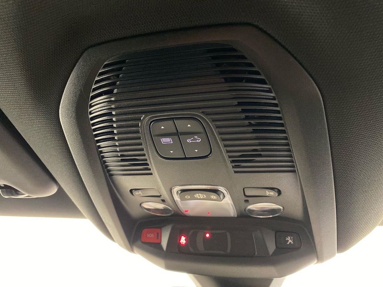 Used Peugeot 3008 2019 for sale - 77707442: Photo 14