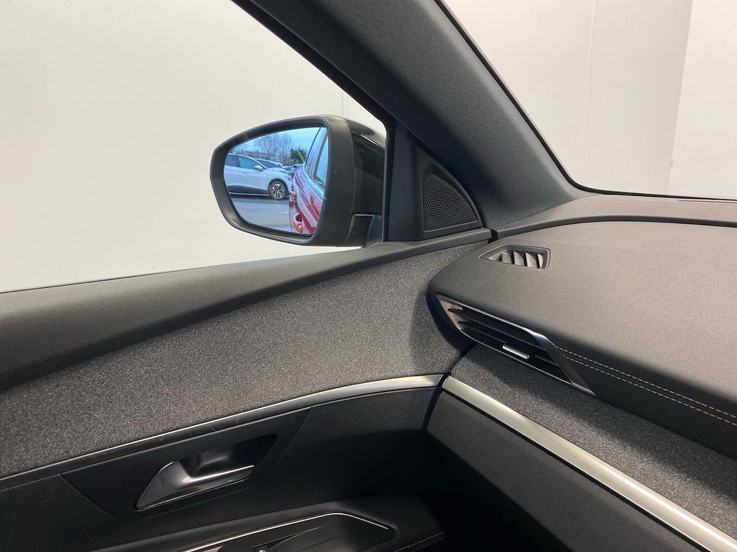 Used Peugeot 3008 2019 for sale - 77707442: Photo 31