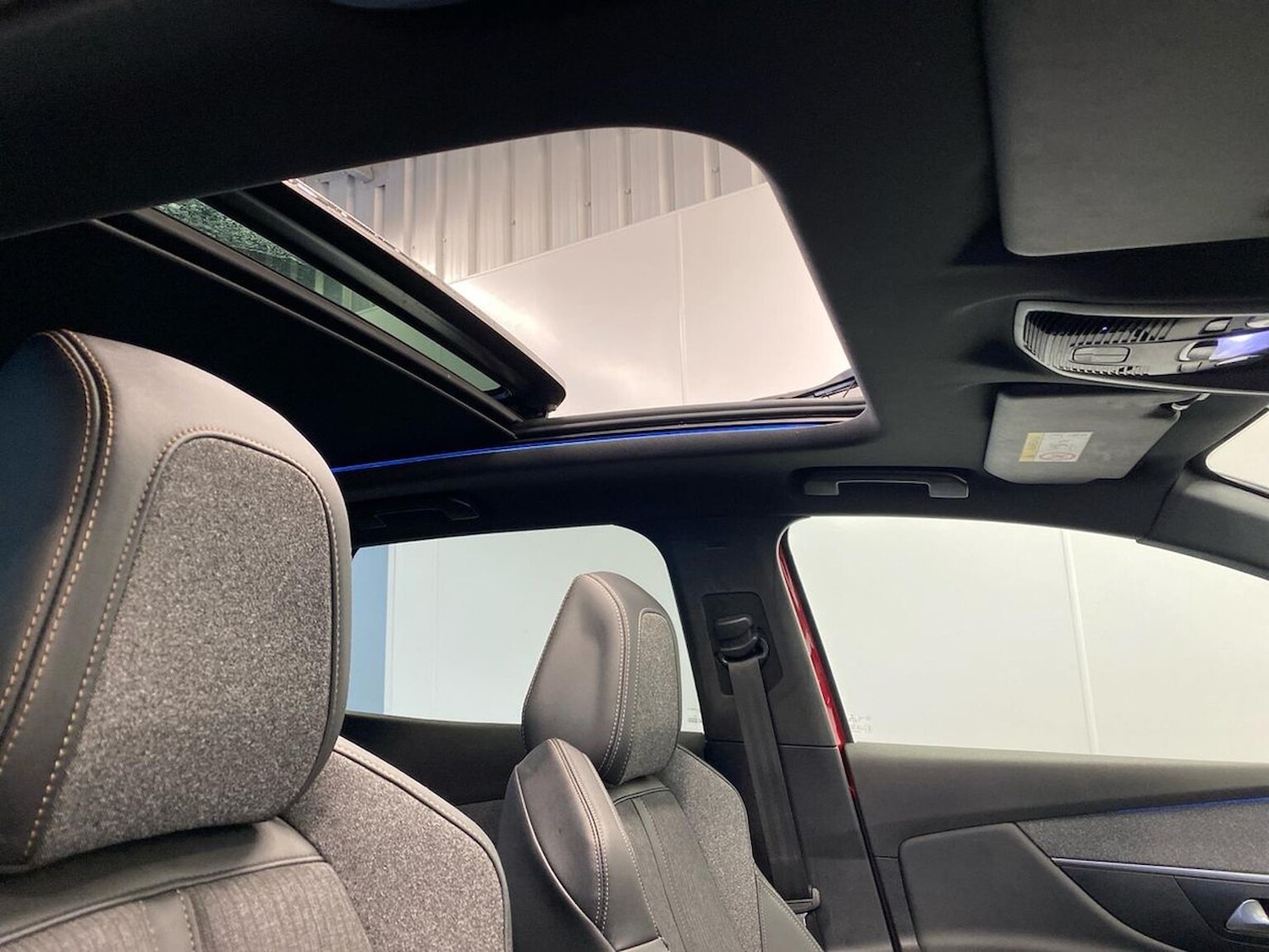 Used Peugeot 3008 2019 for sale - 77707442: Photo 32