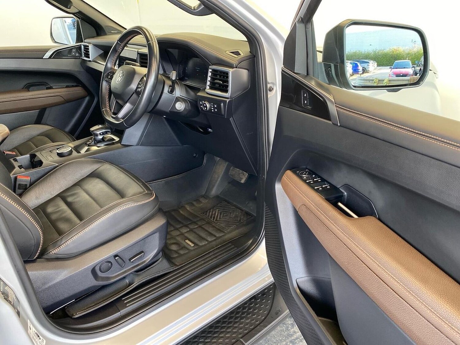 Used Volkswagen Amarok 2024 for sale - 78195164: Photo 21