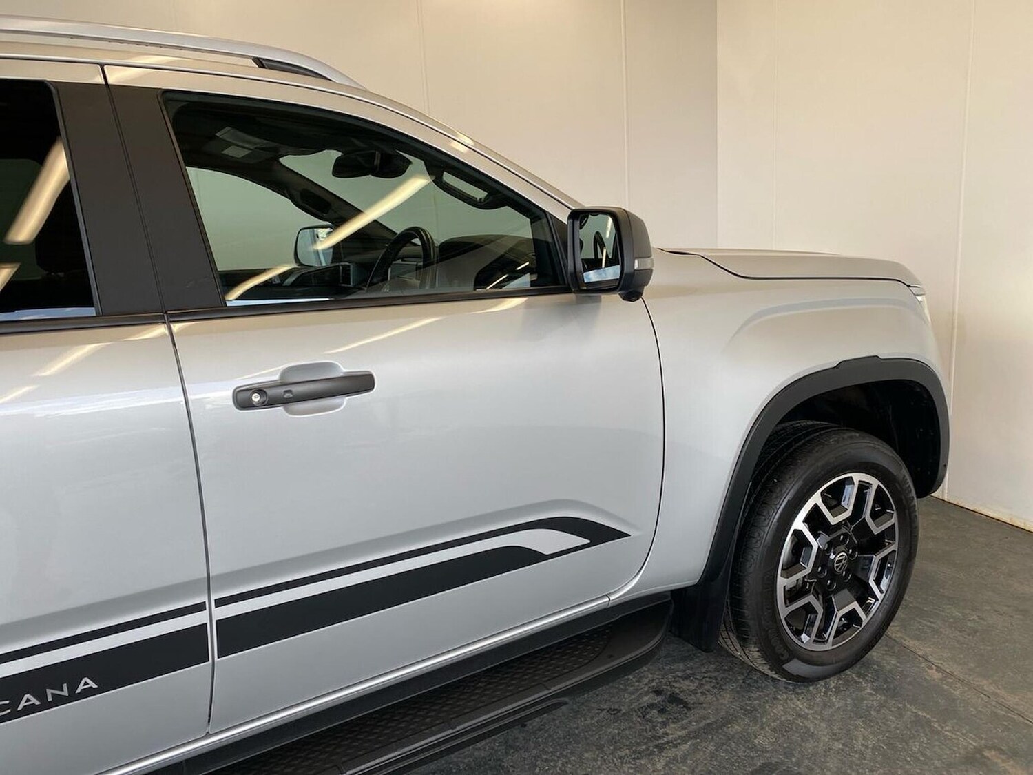 Used Volkswagen Amarok 2024 for sale - 78195164: Photo 37