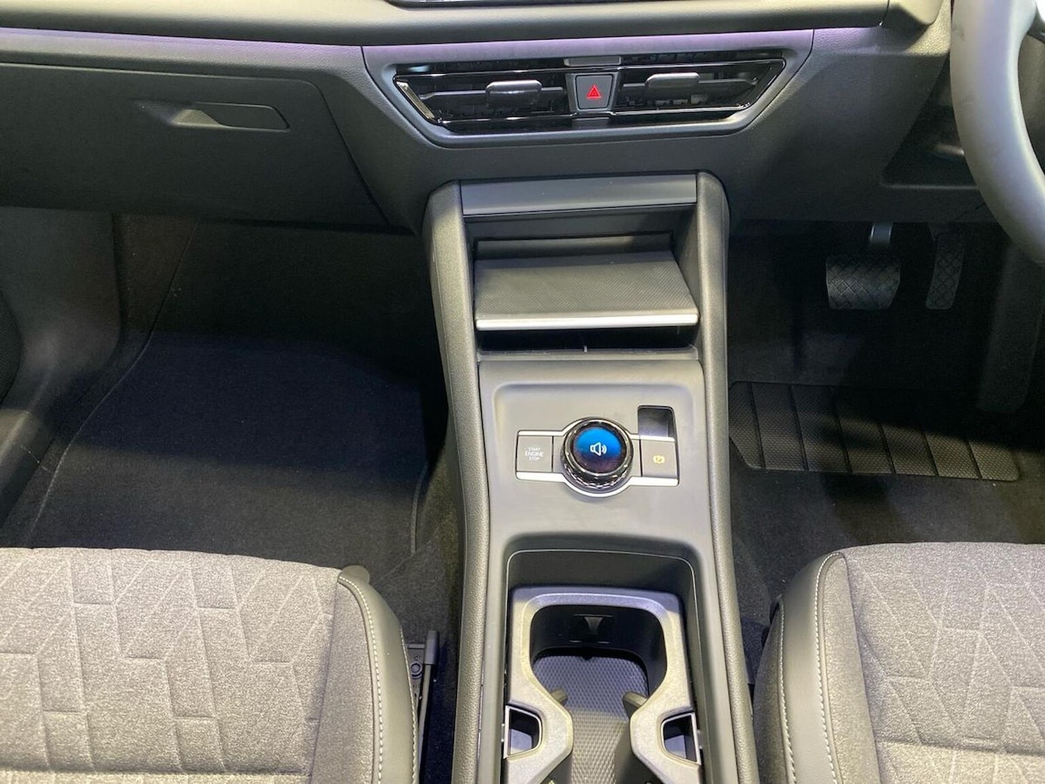 Used Volkswagen Tiguan 2026 for sale - 77980041: Photo 12