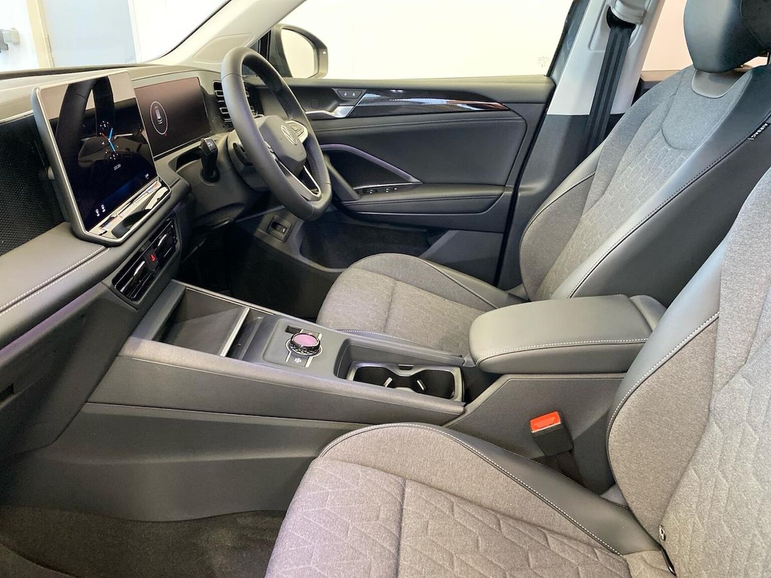 Used Volkswagen Tiguan 2026 for sale - 77980041: Photo 39