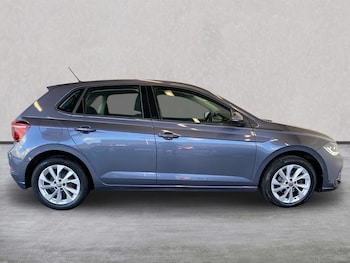 Used Volkswagen Polo 2021 for sale - 76407387: Photo