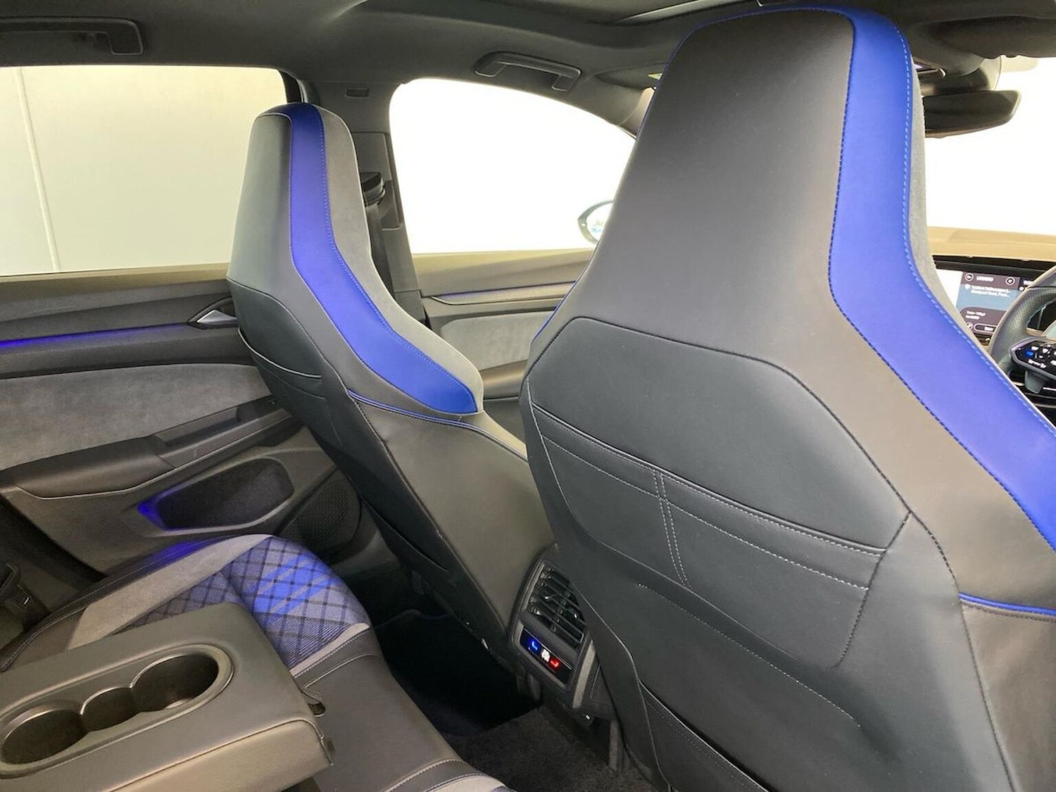 Used Volkswagen Golf 2024 for sale - 76970010: Photo 22