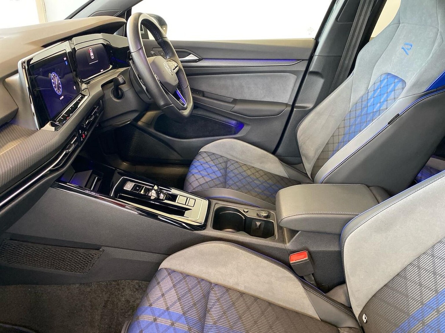 Used Volkswagen Golf 2024 for sale - 76970010: Photo 40