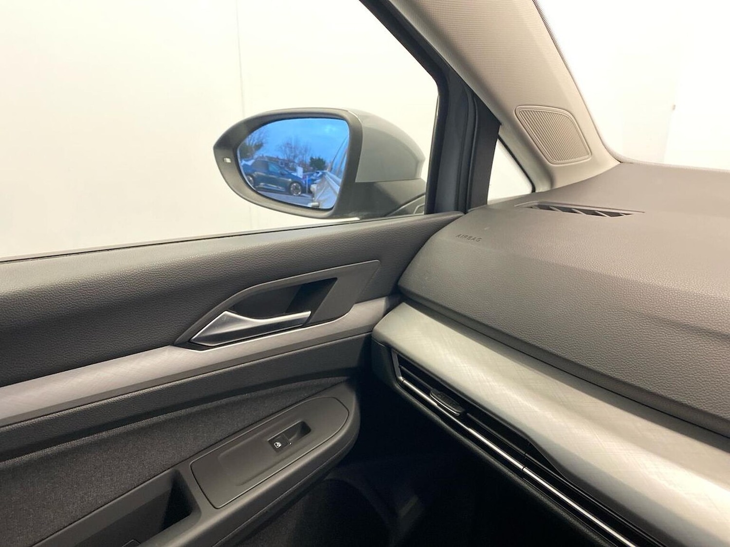 Used Volkswagen Golf 2023 for sale - 77077286: Photo 33