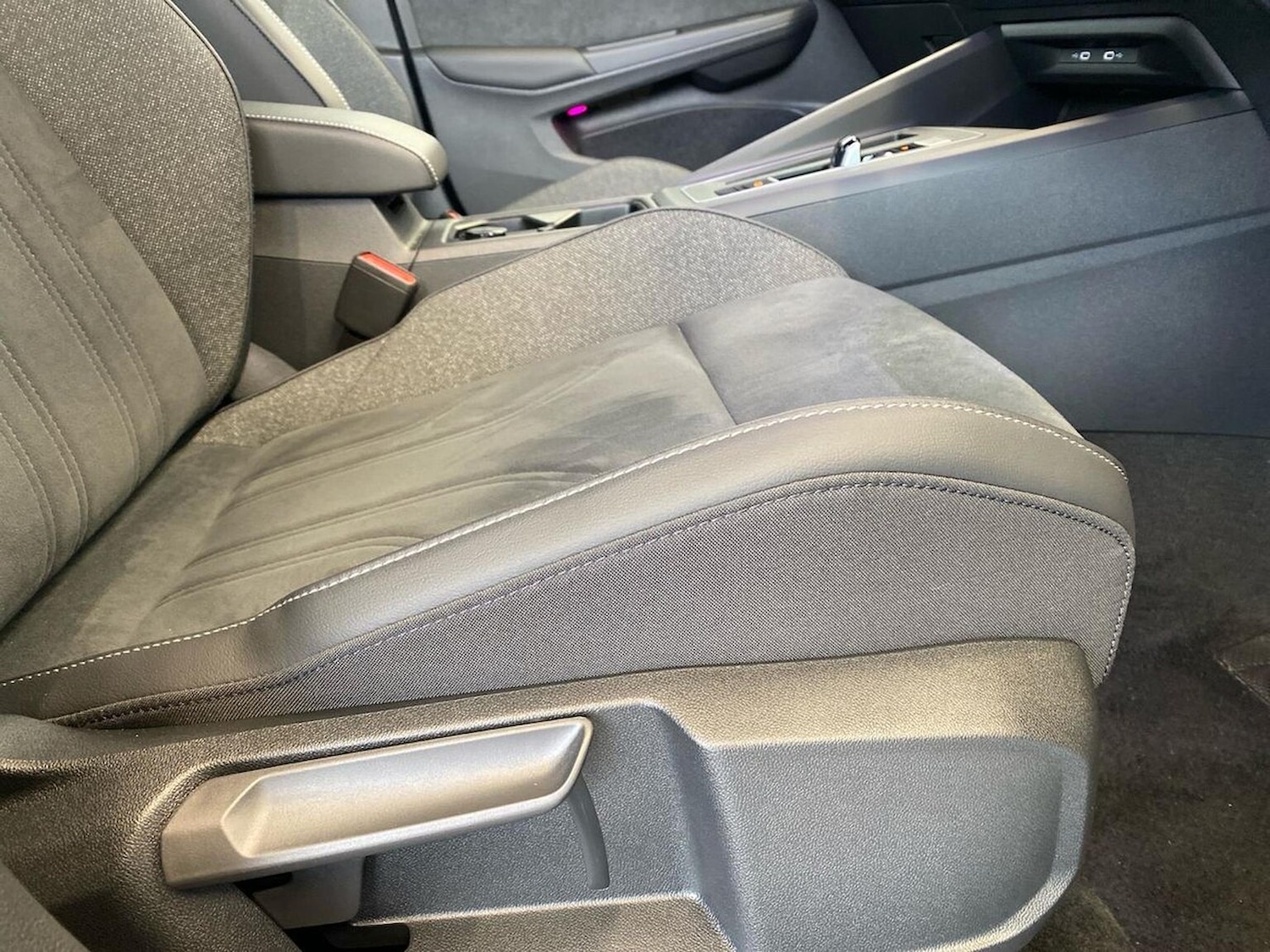 Used Volkswagen Golf 2025 for sale - 78194935: Photo 30