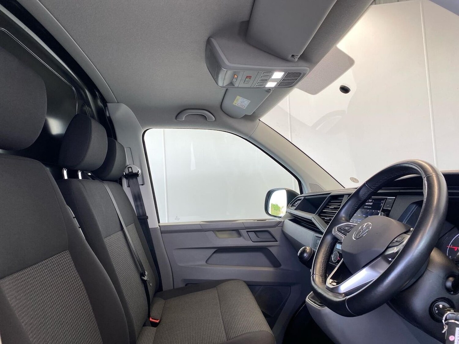 Used Volkswagen Transporter 2022 for sale - 78195318: Photo 16