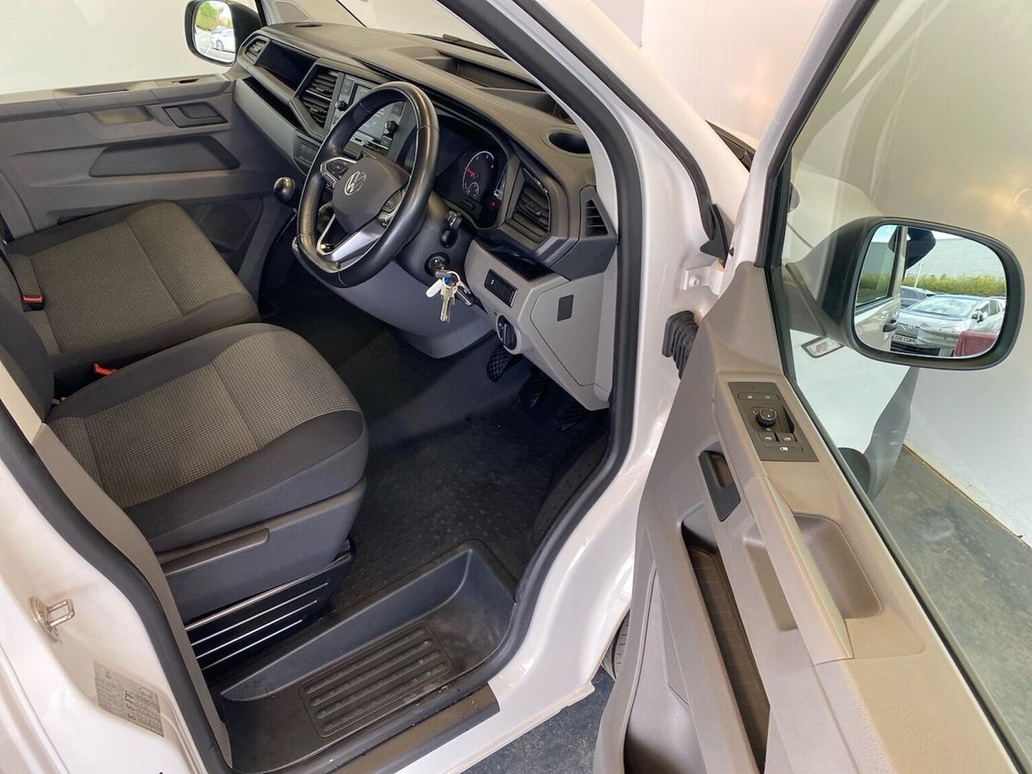 Used Volkswagen Transporter 2022 for sale - 78195318: Photo 21