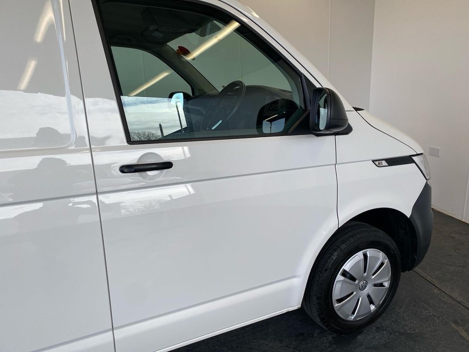 Used Volkswagen Transporter 2022 for sale - 78195318: Photo 37