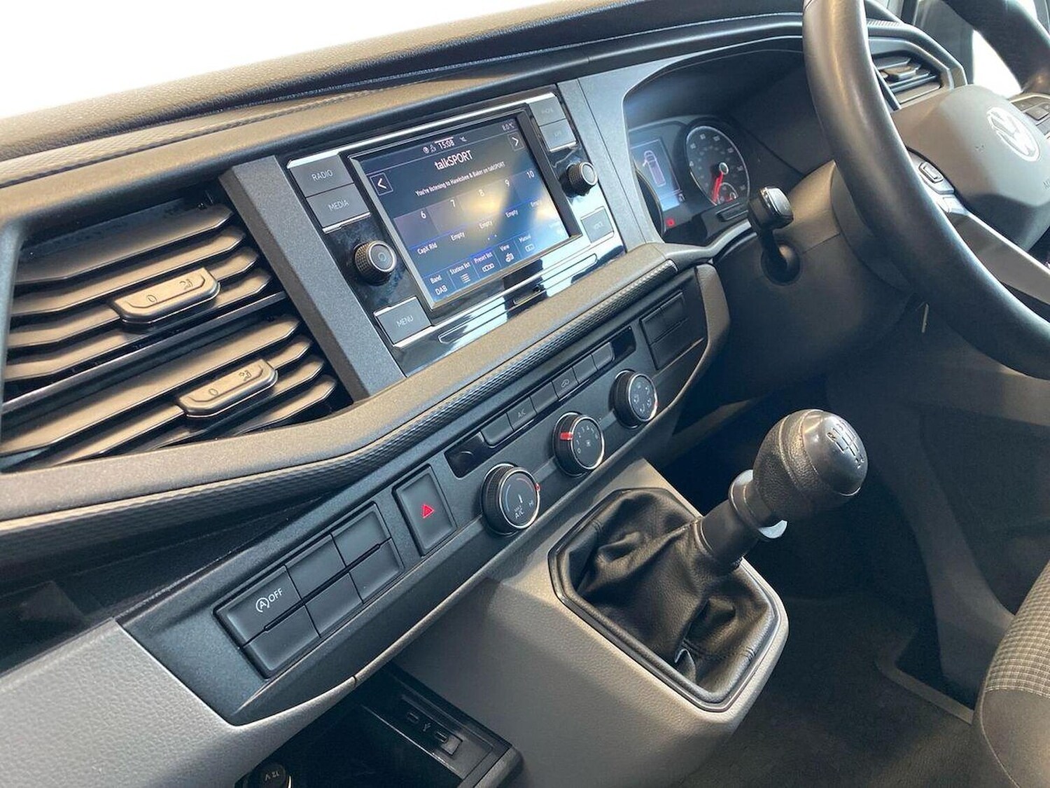 Used Volkswagen Transporter 2022 for sale - 78195318: Photo 8