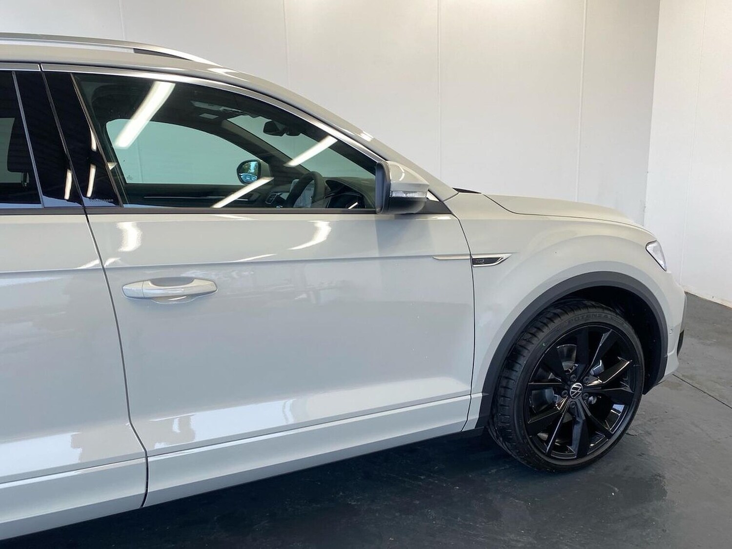 Used Volkswagen T-Roc 2025 for sale - 76316692: Photo 37