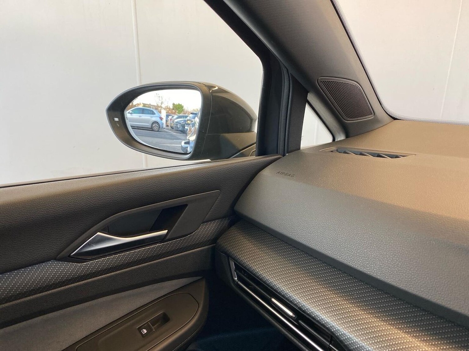 Used Volkswagen Golf 2022 for sale - 76906304: Photo 31