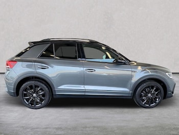Used Volkswagen T-Roc 2024 for sale - 75568811: Photo