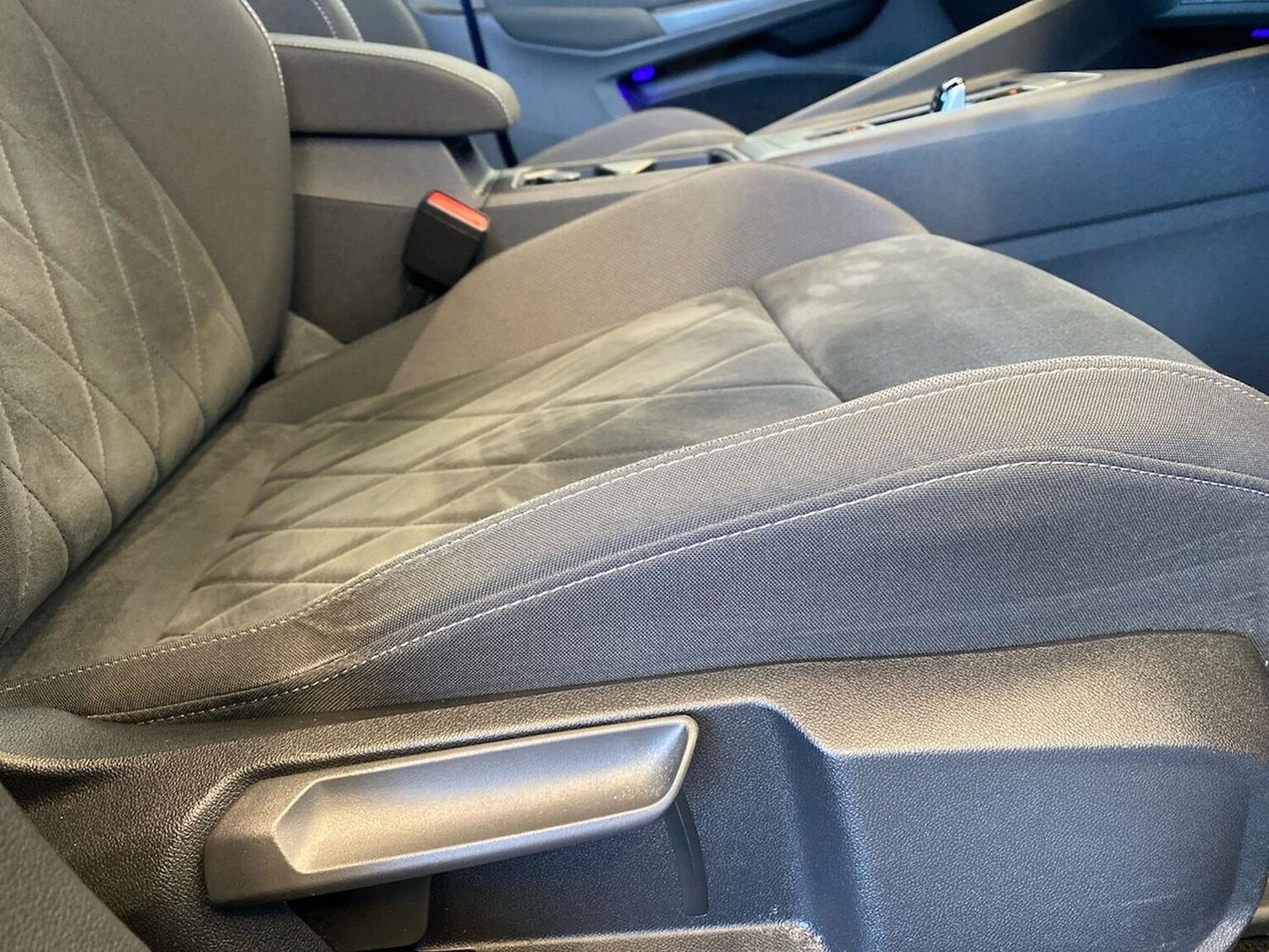 Used Volkswagen Golf 2020 for sale - 78195134: Photo 30