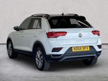 Used Volkswagen T-Roc 2019 for sale - 79327237: Photo