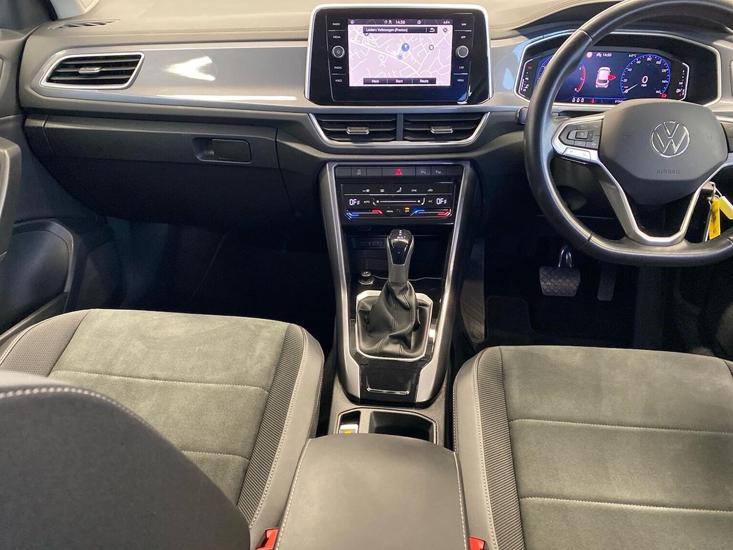 Used Volkswagen T-Roc 2022 for sale - 78151007: Photo 12