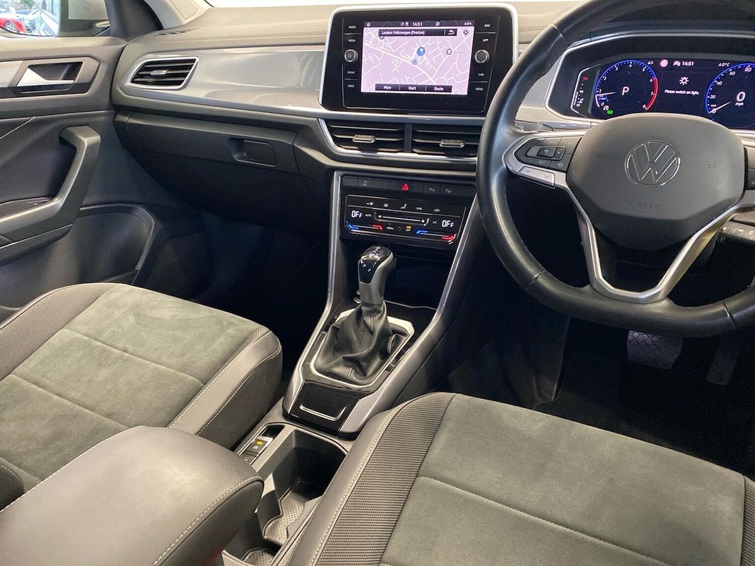 Used Volkswagen T-Roc 2022 for sale - 78151007: Photo 13