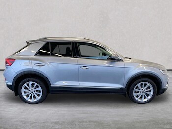 Used Volkswagen T-Roc 2022 for sale - 78151007: Photo