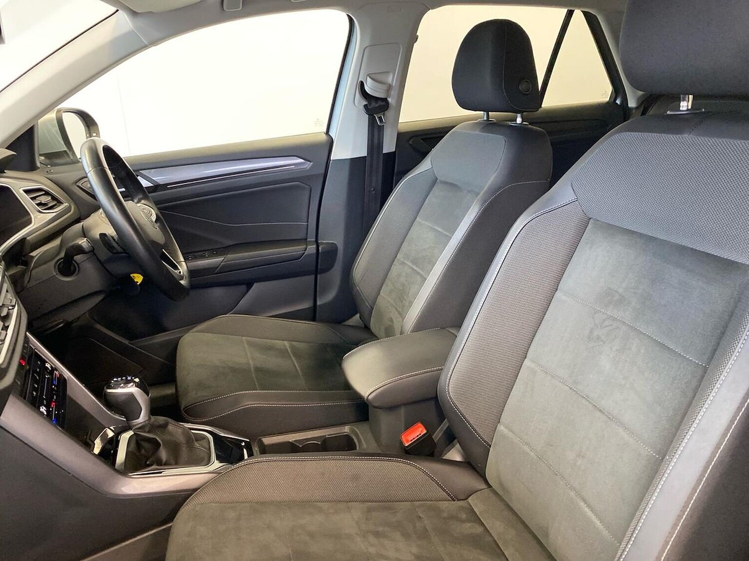 Used Volkswagen T-Roc 2022 for sale - 78151007: Photo 40