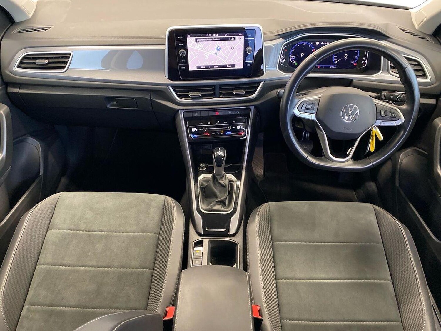 Used Volkswagen T-Roc 2022 for sale - 78151007: Photo 8