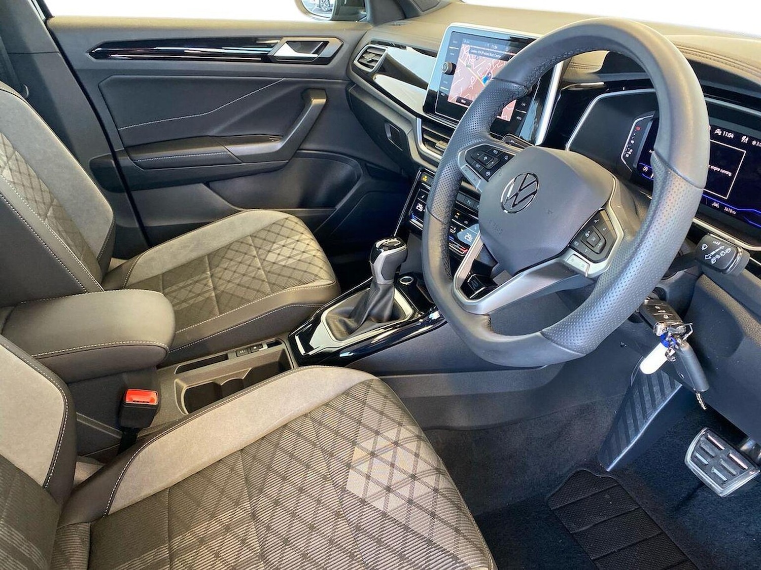 Used Volkswagen T-Roc 2025 for sale - 76682554: Photo 15