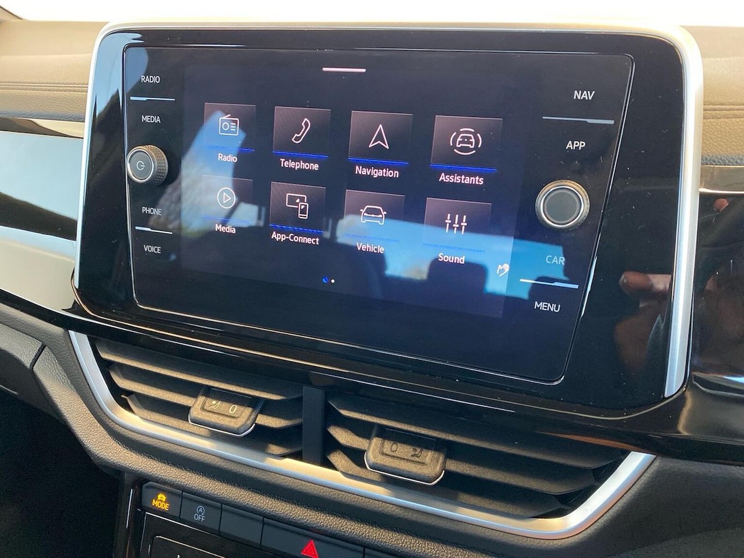 Used Volkswagen T-Roc 2025 for sale - 76682554: Photo 25