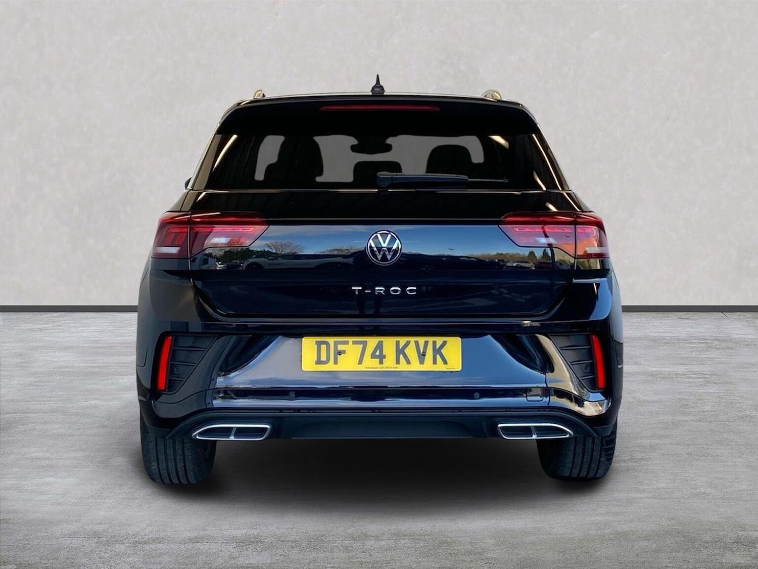 Used Volkswagen T-Roc 2025 for sale - 76682554: Photo 4