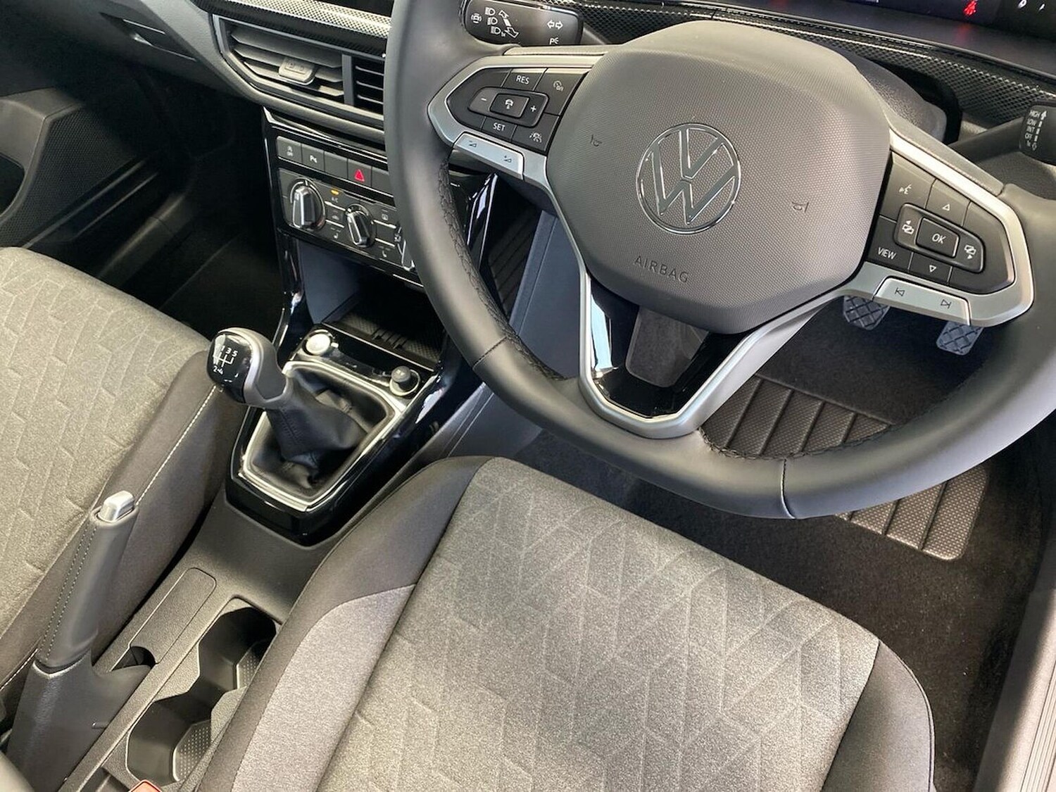 Used Volkswagen T-Cross 2025 for sale - 76316684: Photo 27